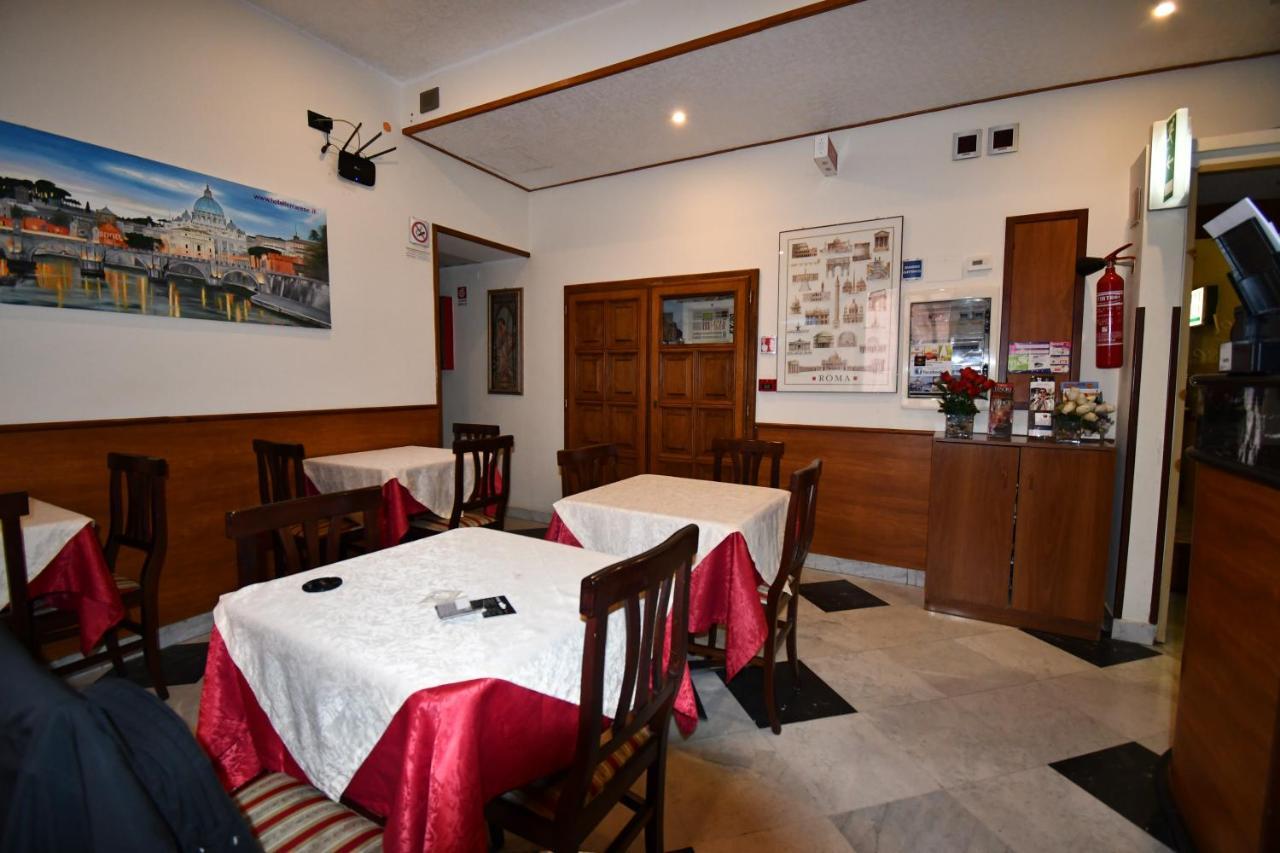 Hotel Ferrarese Rome Exterior photo